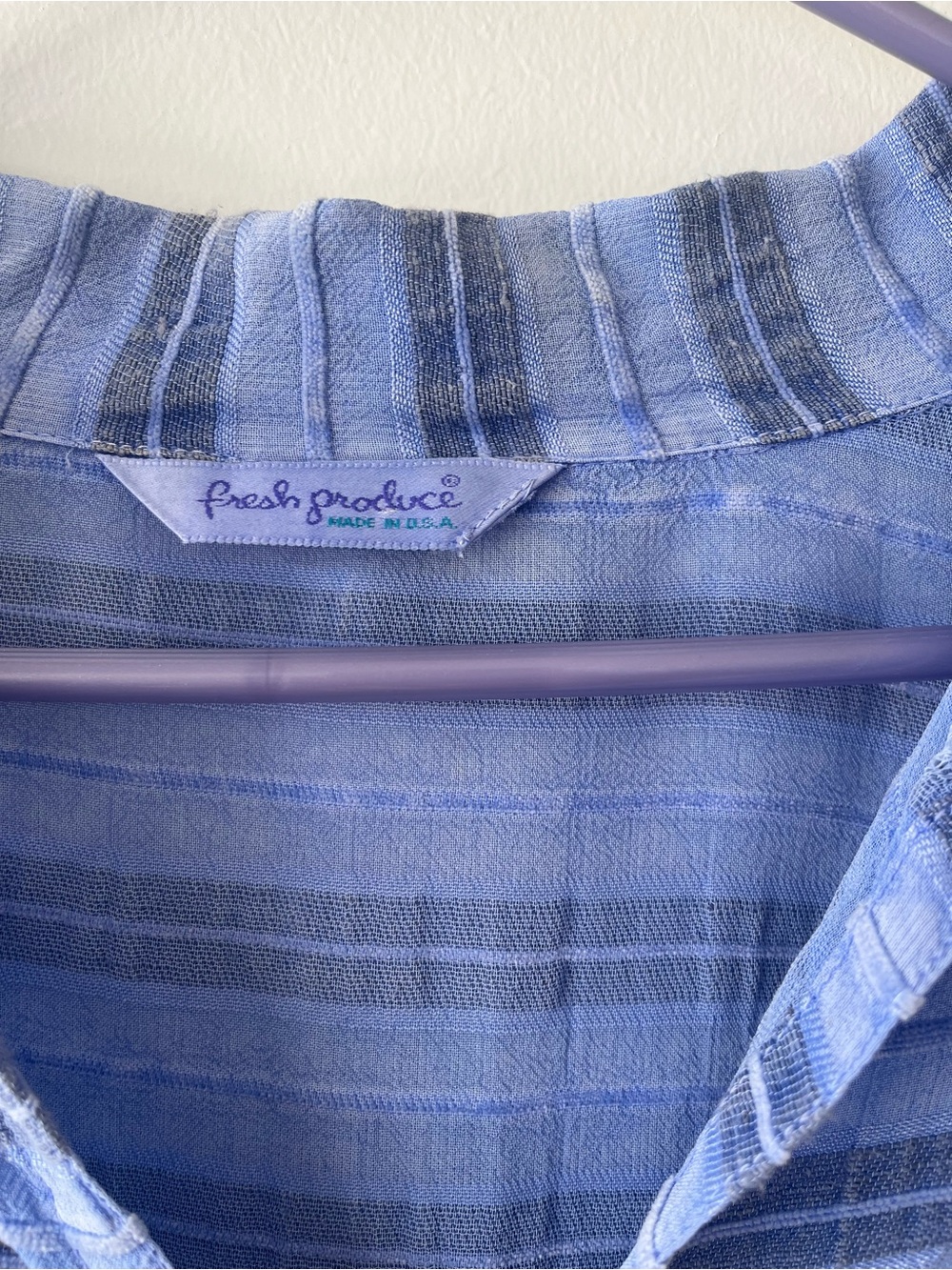 Fresh Produce button down - Picture 3 of 7
